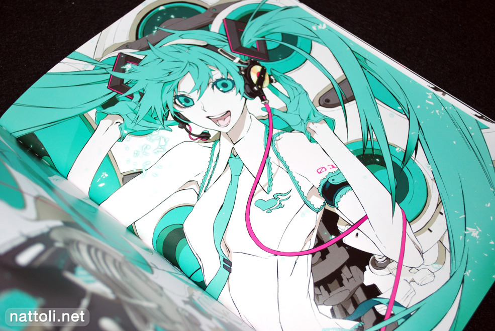 VVW Vocaloid Visual Works by Miwa Shirow - 11  Photo